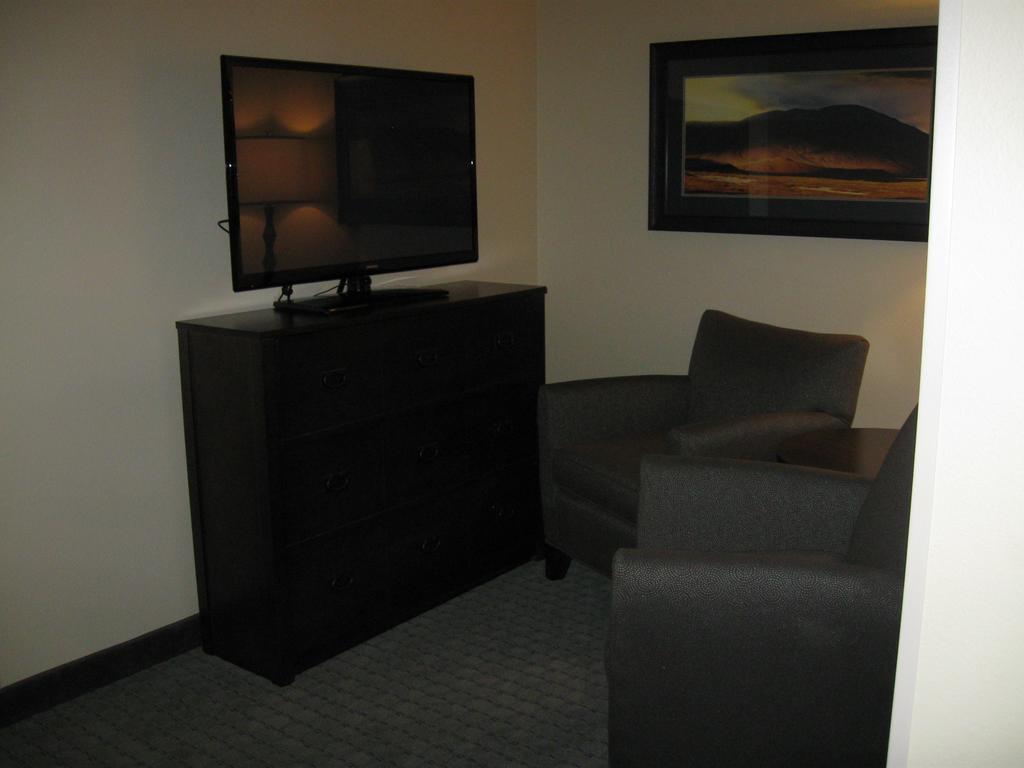 Little Missouri Inn & Suites New Town Cameră foto